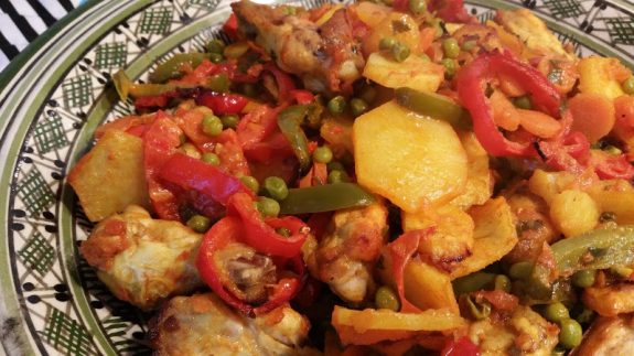 De layout Absoluut Collega Marokkaanse kipovenschotel met groenten Recept